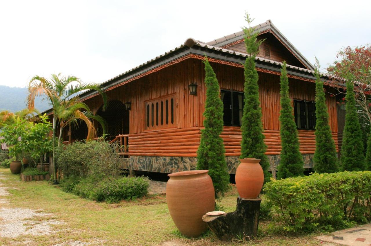 לואי Phuruarounmai Organic Living Resort מראה חיצוני תמונה